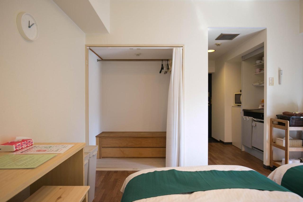 Wings Hakata Apartment