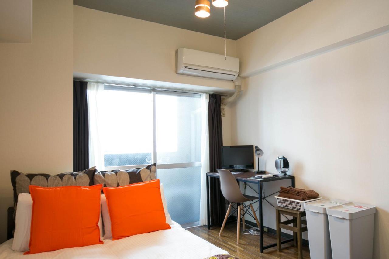 Wings Hakata Apartment *