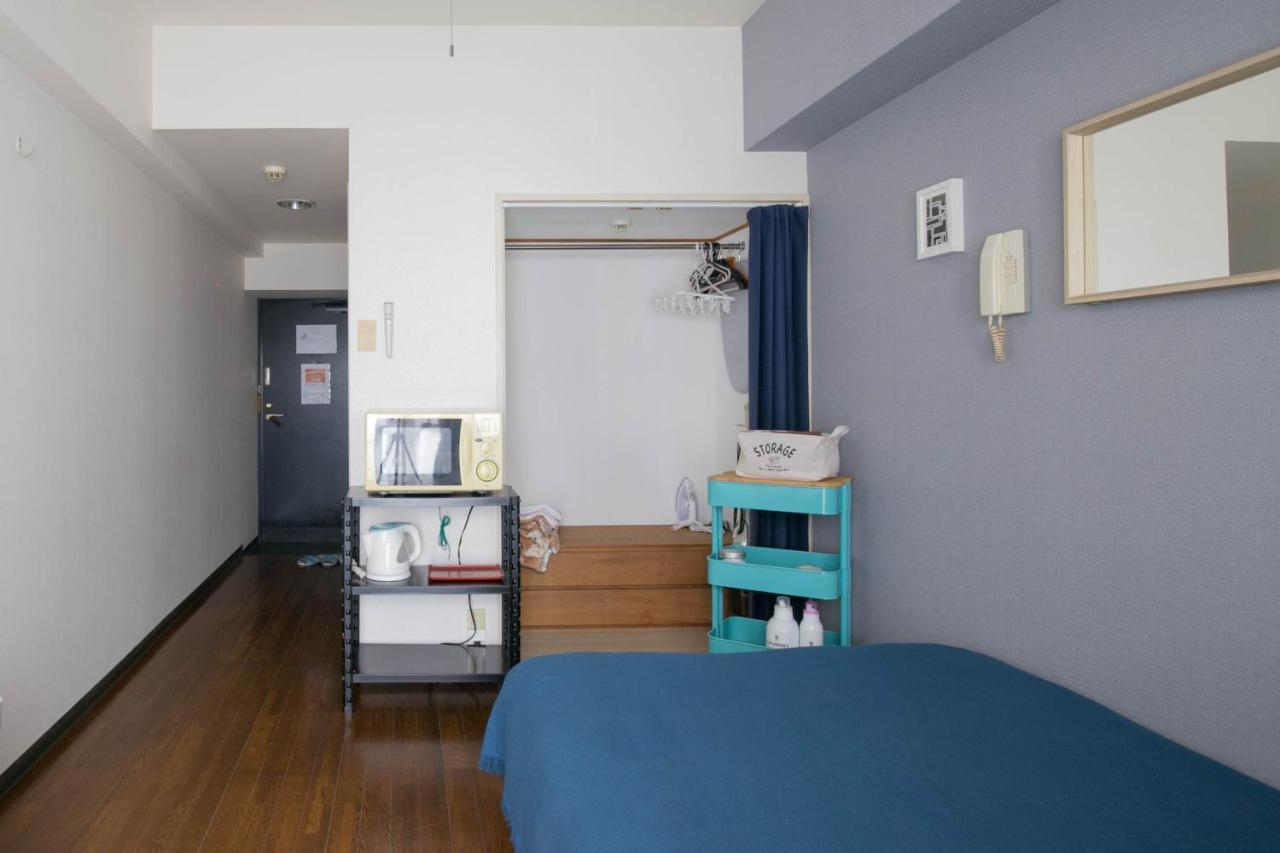 Wings Hakata Apartment *